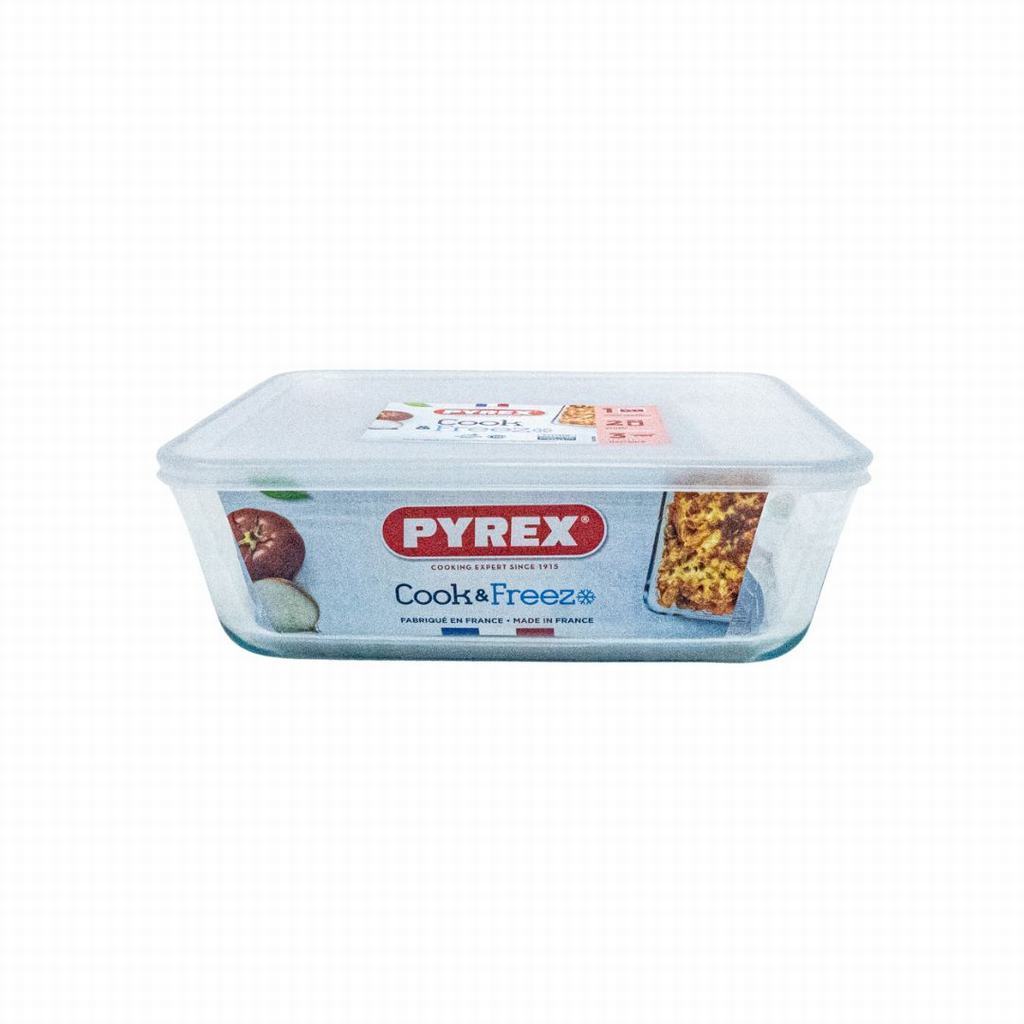 AWG2D244P231.jpg PYREX COOK & FREEZE DISH W/ PLASTIC LID 4LT - Image 1