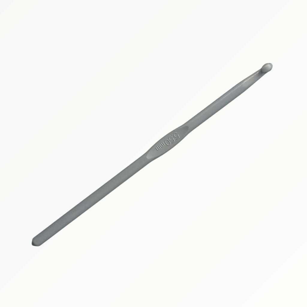 A0022D55.jpg ALUMINIUM CROCHET HOOK 5.5MM - Image 1