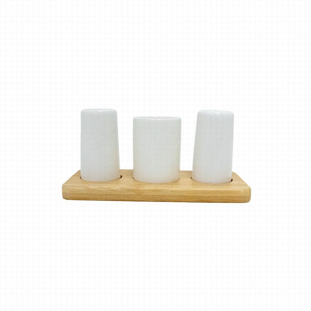 MB2D108899231.jpg SALT & PEPPER SHAKER - Image 1