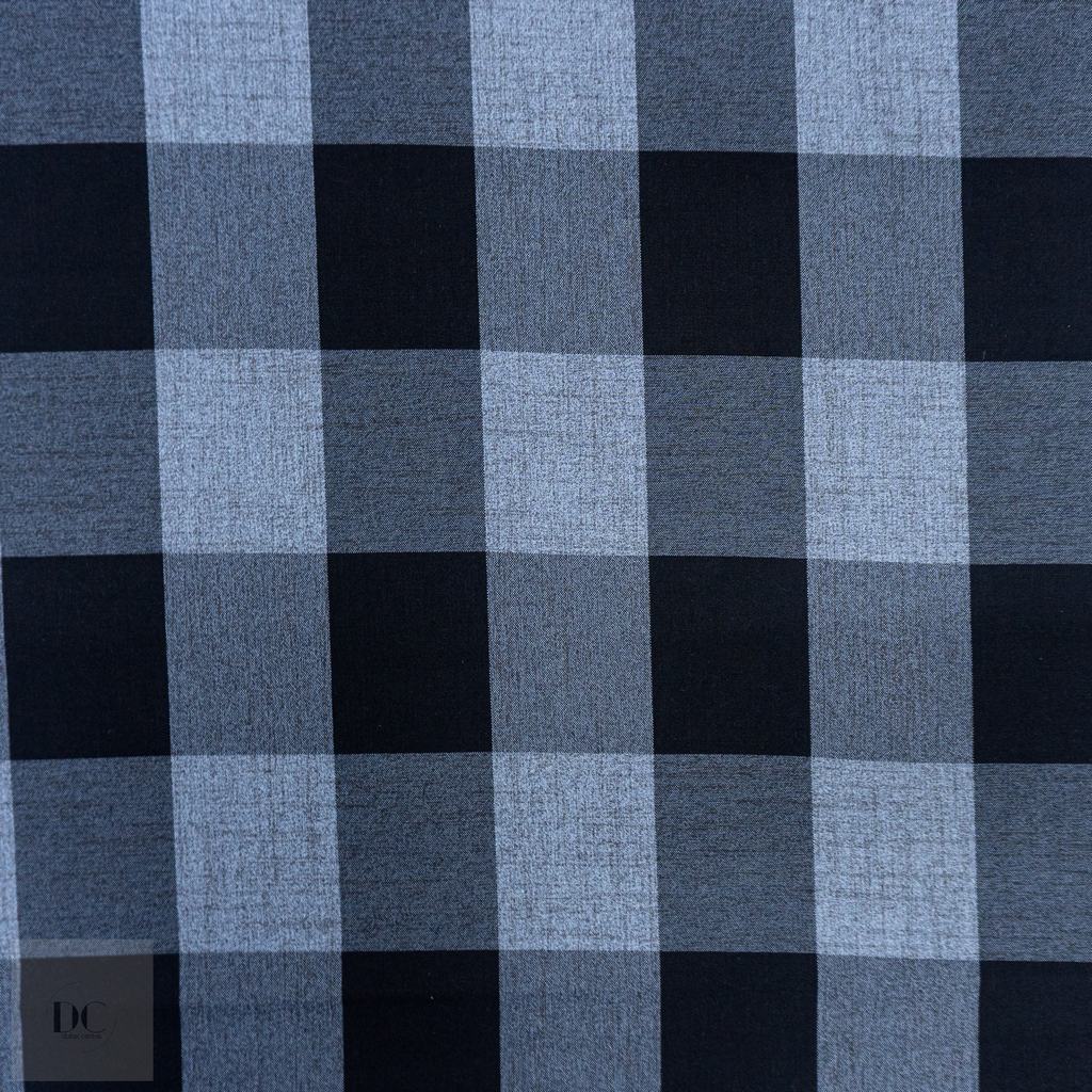 18295F2231.jpg CHECK LINEN SUITING - Image 1