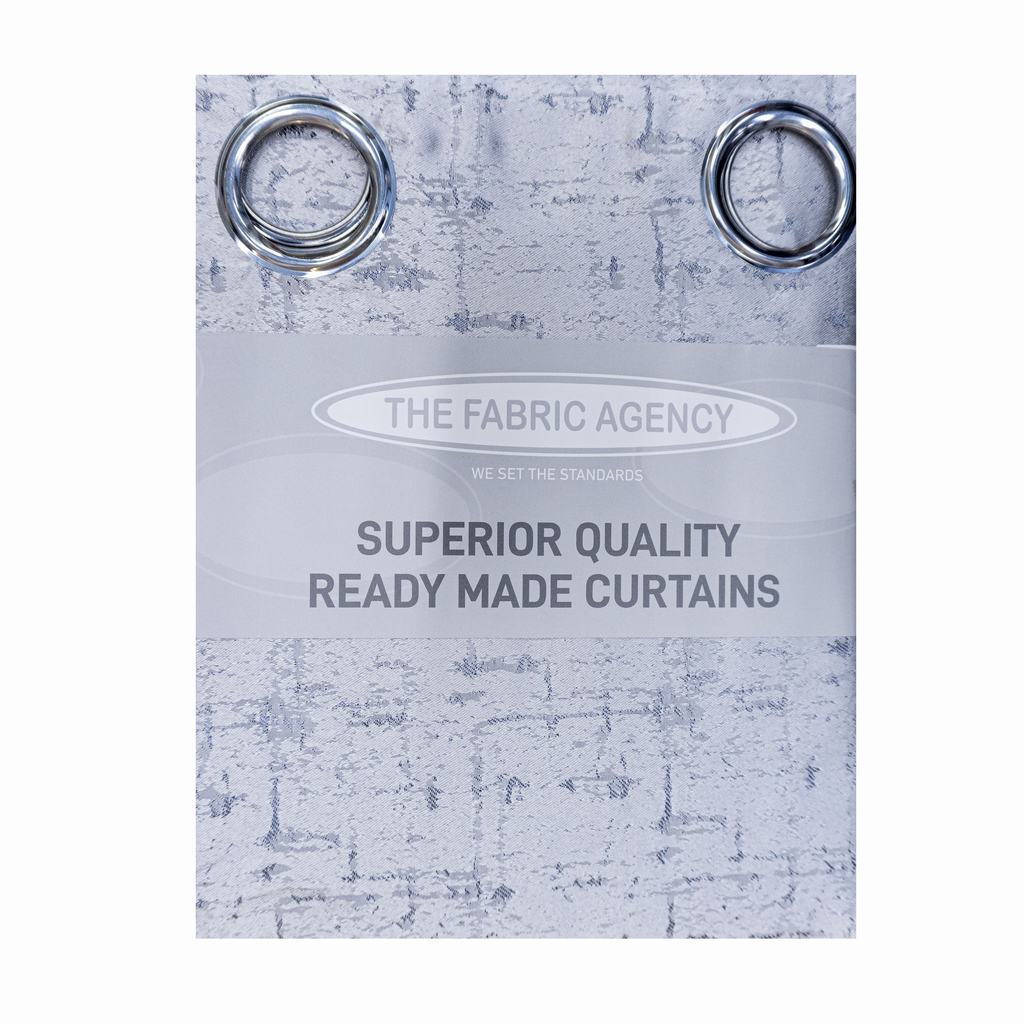 JLRME5F2231.jpg READY MADE JULIA 230X223 EYELET - SILVER - Image 1